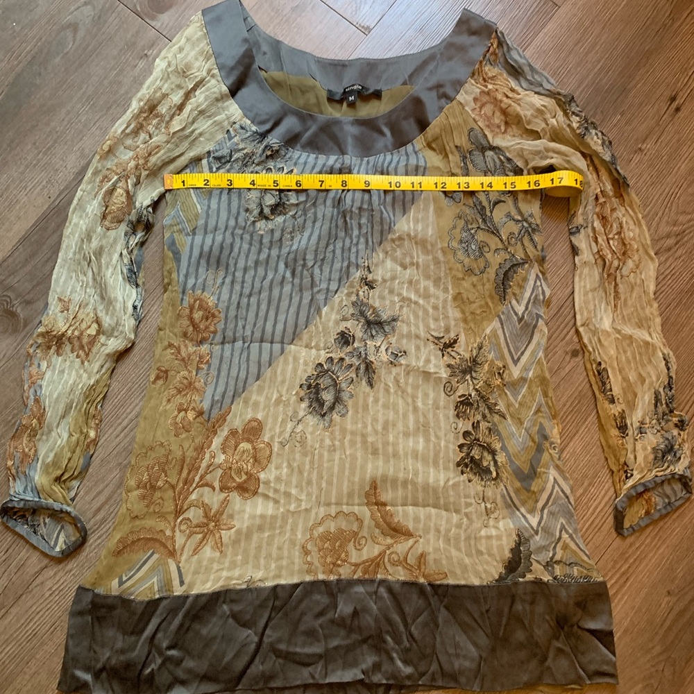 Single Y2k Flowy Patterned Blouse - image 5